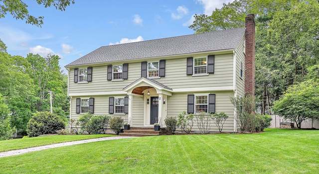 Photo of 2 Woodway Rd, Wellesley, MA 02482