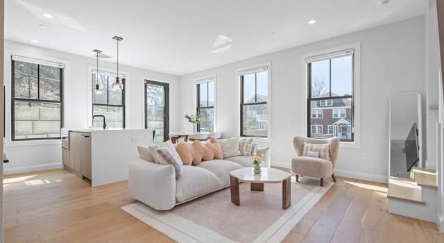 Photo of 201 Washington St #2, Brighton, MA 02135