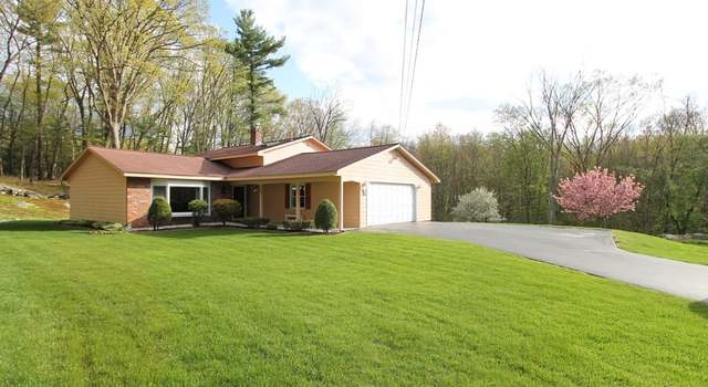 Photo of 14 Green Valley Dr, Chelmsford, MA 01824