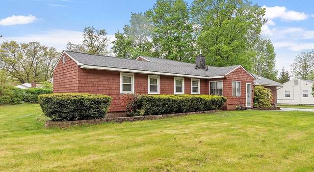 Photo of 451 Pleasant St, Tewksbury, MA 01876