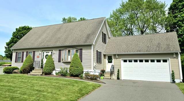 Photo of 86 Knollwood Cir, Holyoke, MA 01040