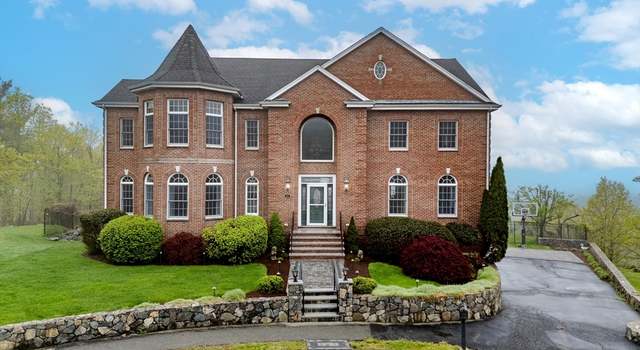 Photo of 47 Birch Pond Dr, Saugus, MA 01906