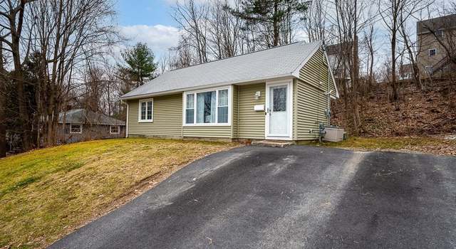 Photo of 25 Scenic Dr, Worcester, MA 01602