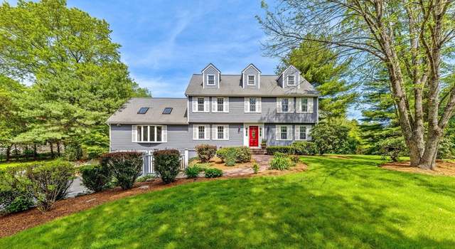 Photo of 303 South St, Foxboro, MA 02035