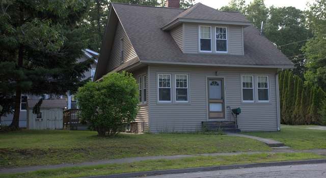 Photo of 142 College St, Worcester, MA 01610