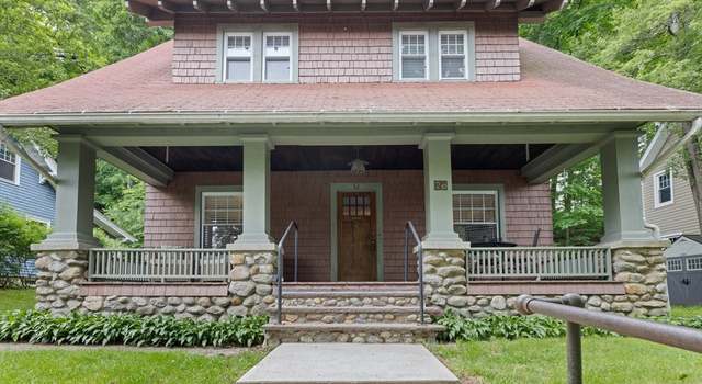 Photo of 20 Saint Elmo Rd, Worcester, MA 01602