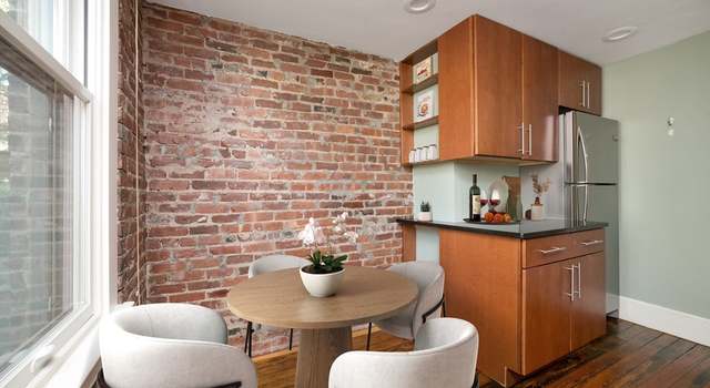 Photo of 366-368 Sumner St #1, Boston, MA 02128
