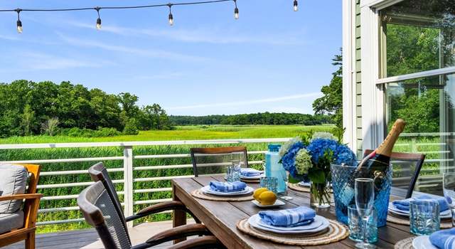 Photo of 2 Marshview Way, Newburyport, MA 01950