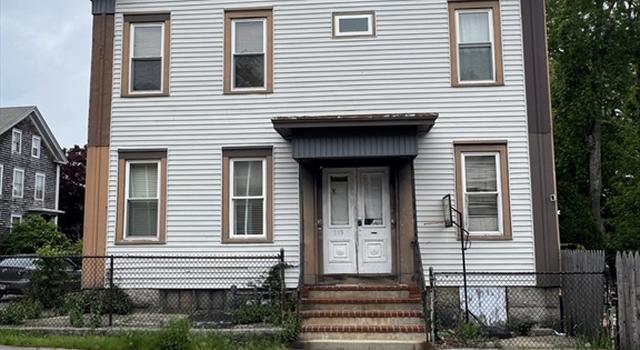 Photo of 199 Maxfield St, New Bedford, MA 02740