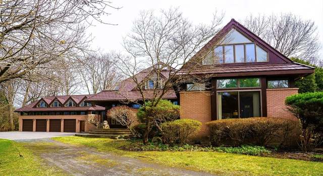 Photo of 12 Solomon Pierce Rd, Lexington, MA 02420