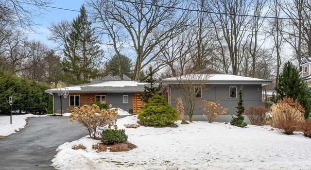 Photo of 8 Philip Rd, Lexington, MA 02421