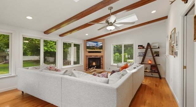 Photo of 19 Bedford Dr, North Grafton, MA 01536