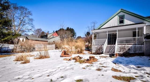 Photo of 19 Mendon St, Upton, MA 01568