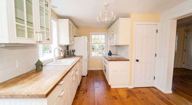 Photo of 109 Scraggy Neck Rd, Bourne, MA 02532