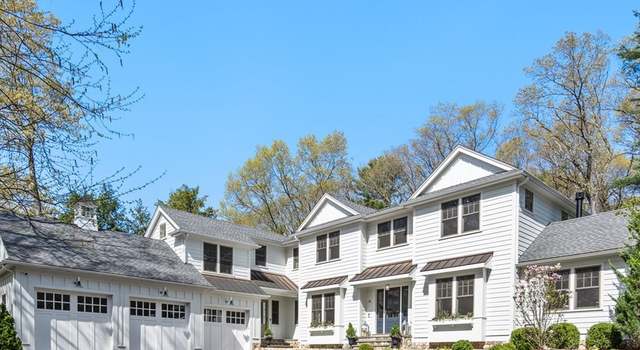 Photo of 22 Temple Rd, Wellesley, MA 02482