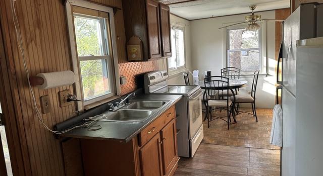 Photo of 6 Henry Rd, Wales, MA 01081