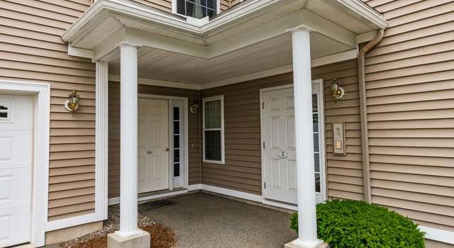 Photo of 18 Dale St Unit 4E, Andover, MA 01810