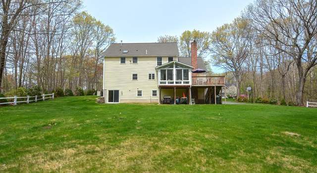 Photo of 20 Peters Ln, Franklin, MA 02038