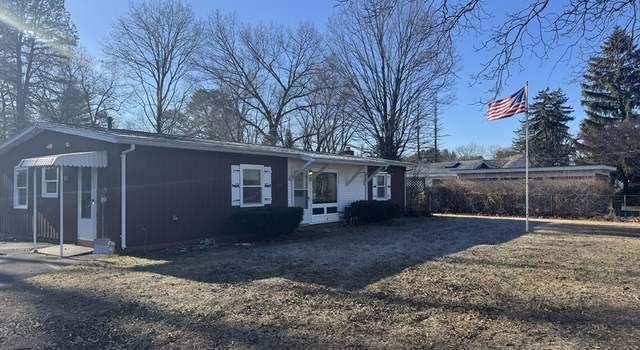 Photo of 70 Dupuis Rd, Holyoke, MA 01040