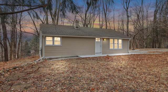 Photo of 140 Highland Ave, Russell, MA 01071