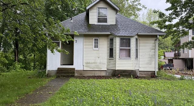 Photo of 7 Pleasantview Rd, Natick, MA 01760