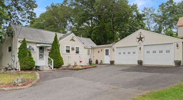 Photo of 91 Great Woods Rd, Saugus, MA 01906