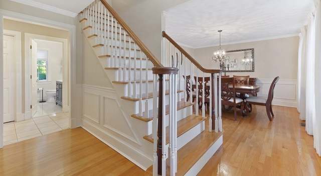 Photo of 217 Porter Rd, East Longmeadow, MA 01028