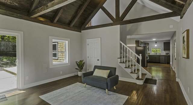 Photo of 64 S Cottage Rd, Holland, MA 01521