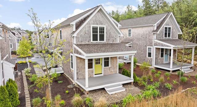 Photo of 3 Stargaze Ln, Plymouth, MA 02360