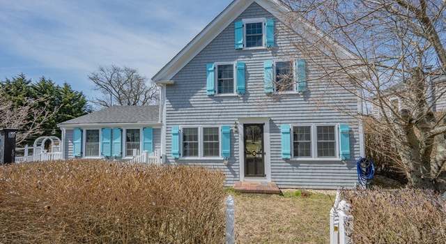 Photo of 9 Pine Tree Dr, Barnstable, MA 02632