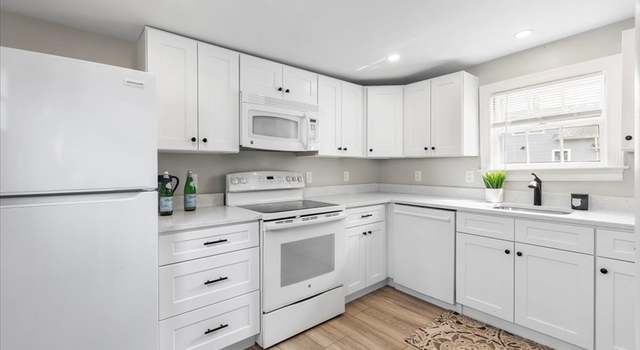 Photo of 15 Hobart St, Braintree, MA 02184