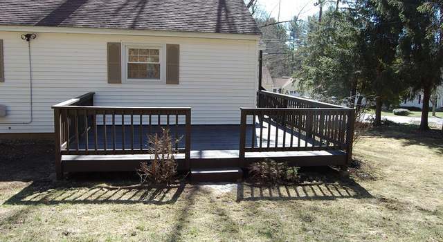 Photo of 139 Valley Rd, Barre, MA 01005