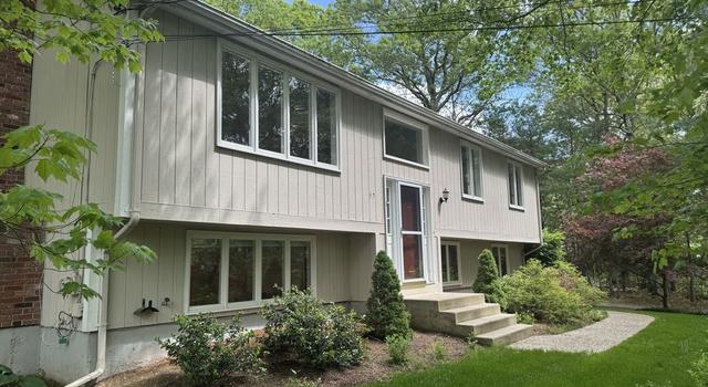 Photo of 57 Park St, Norfolk, MA 02056