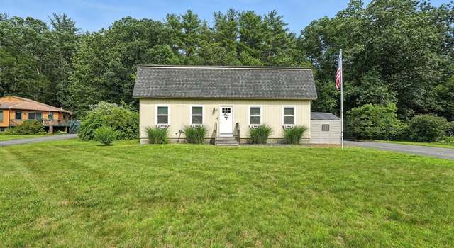 Photo of 17 Revere Cir, Greenfield, MA 01301