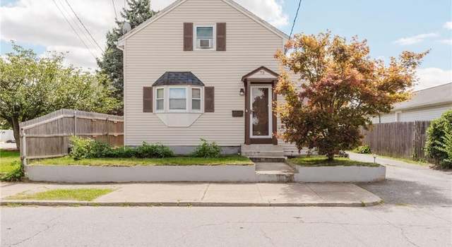 Photo of 73 Manton St, Pawtucket, RI 02861