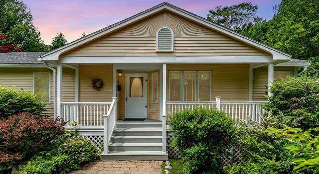 Photo of 54 Arlington St, Amesbury, MA 01913