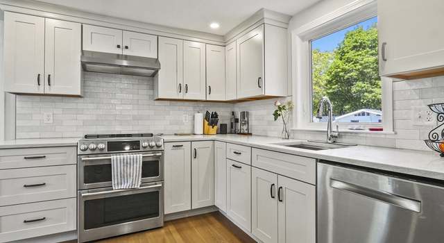 Photo of 84 Woodcliff Rd, Quincy, MA 02169
