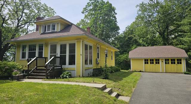 Photo of 65 Hockanum Rd, Hadley, MA 01035
