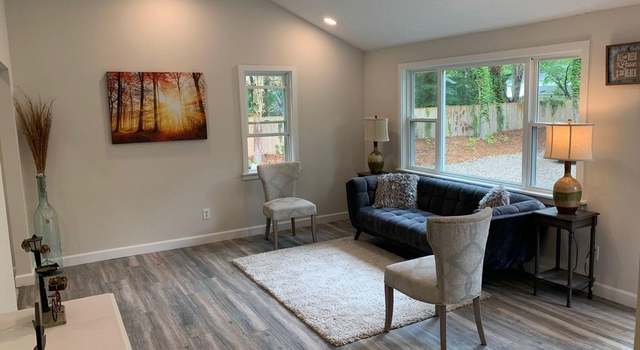 Photo of 99 Oakview Ter, Hyannis, MA 02601