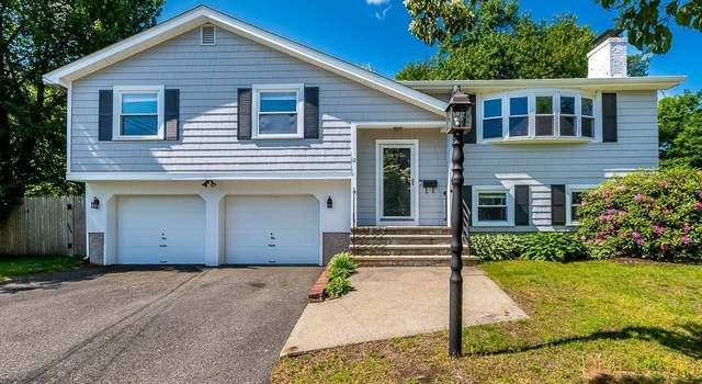 Photo of 12 Flintlock Ln, Dedham, MA 02026