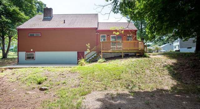 Photo of 20 Chestnut Hill Rd, Oxford, MA 01537