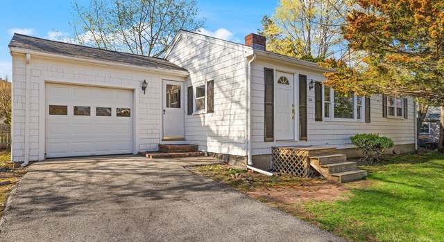 Photo of 104 Homestead Cir, Hamilton, MA 01982