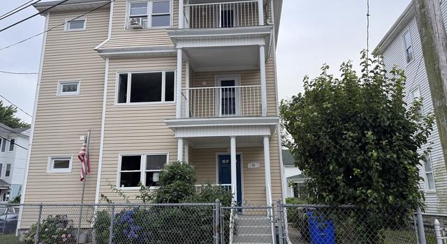 Photo of 33 Norwood St, Fall River, MA 02723