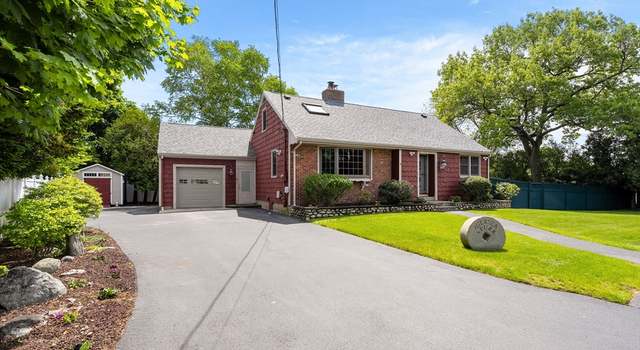 Photo of 4 Farmland Rd, Saugus, MA 01906