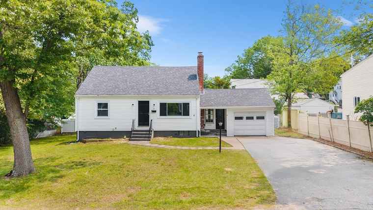 Photo of 4 Sylvia Ave Natick, MA 01760