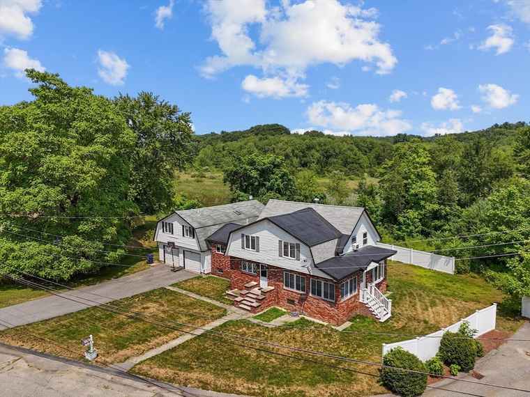 Photo of 24 Preston St Dracut, MA 01826