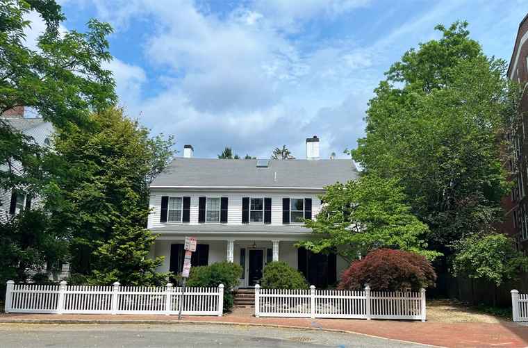 Photo of 29 Follen St Cambridge, MA 02138