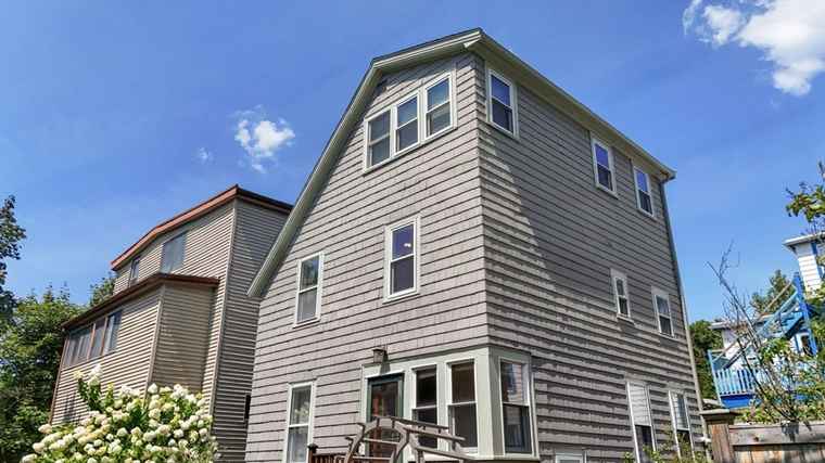 Photo of 1 Olive Pl Cambridge, MA 02140