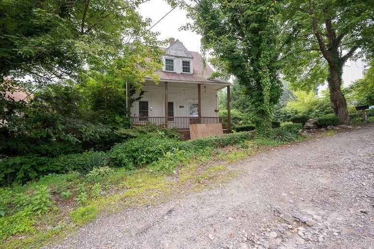 Photo of 18 Baldwin St Worcester, MA 01604