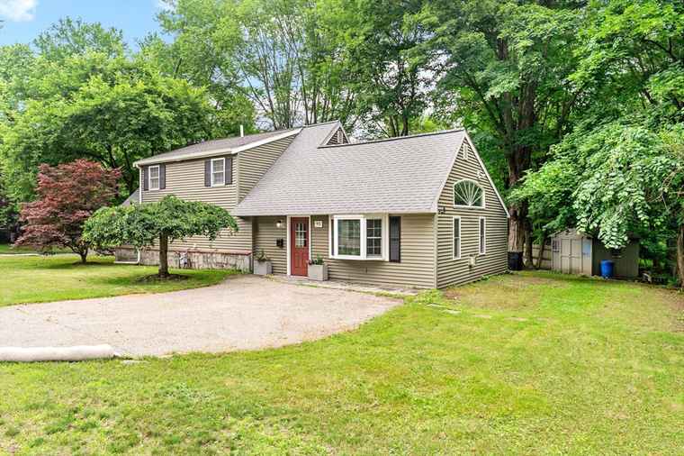 Photo of 93 Mill St Natick, MA 01760